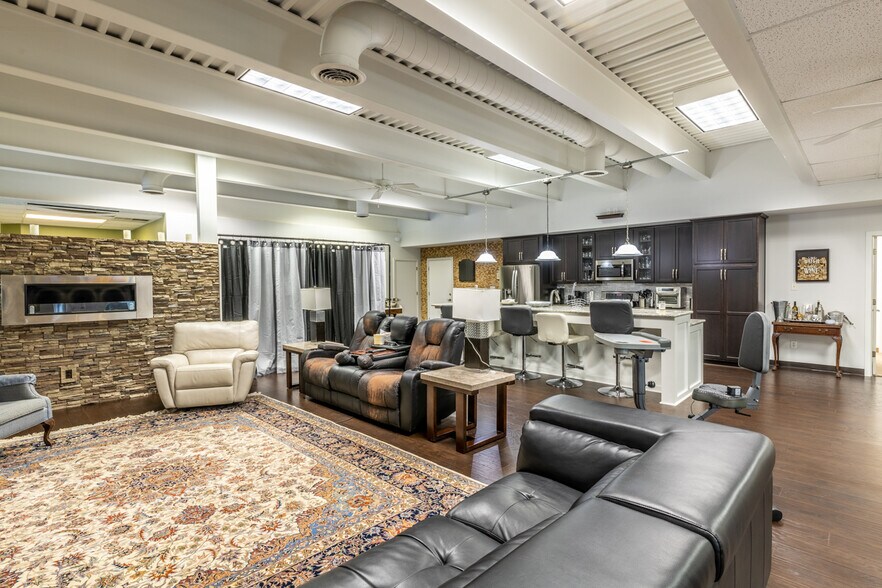 More Photos Of 1410 Incarnation Dr, Charlottesville Medical For Sale