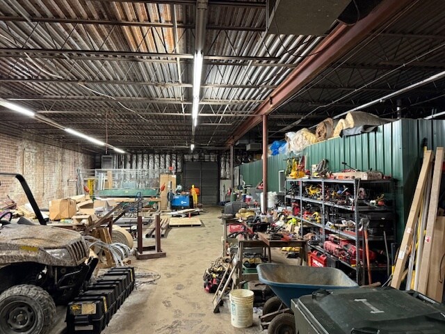 More Photos Of 1525 9th Ave SE, Hickory Warehouse For Sale