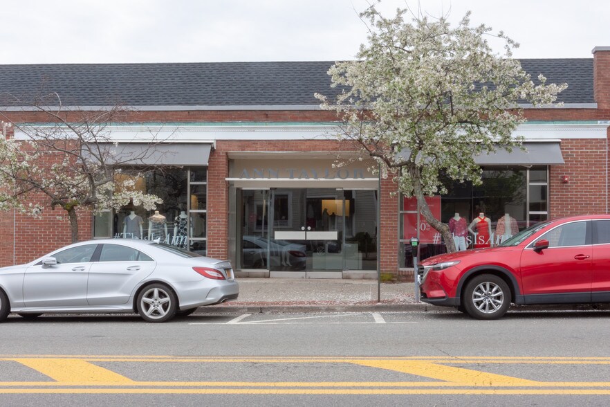 More Photos Of 240 E Ridgewood Ave, Ridgewood Storefront For Lease