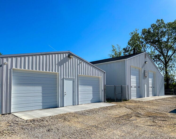 More Photos Of 1730 Daniel Boone Industrial Pky, Truesdale Warehouse For Sale