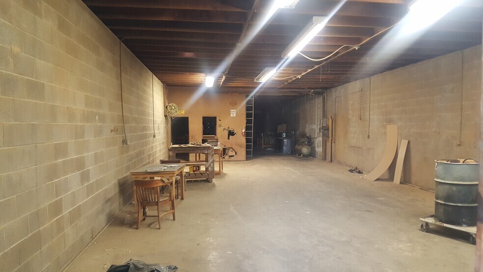More Photos Of 1690 Hayes Ave, Long Beach Manufacturing For Sale
