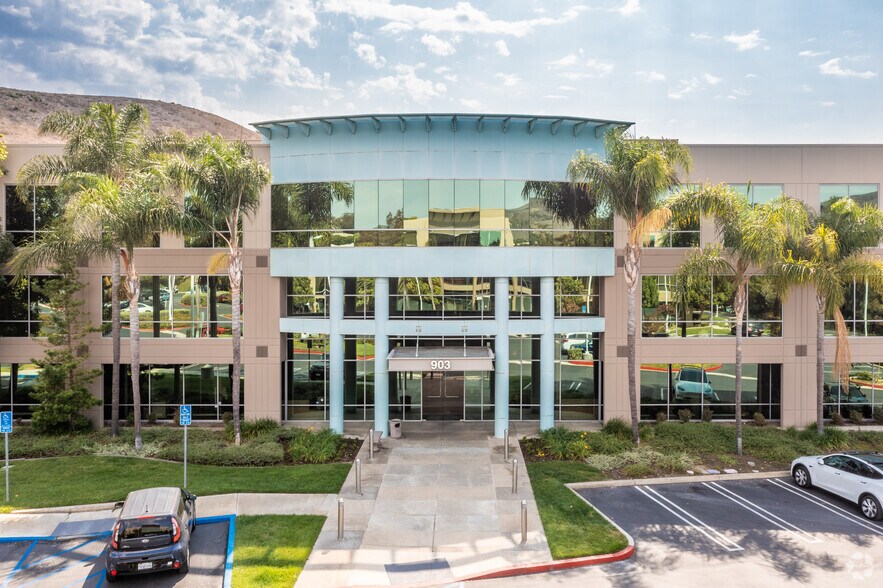 More Photos Of 903 Calle Amanecer, San Clemente Office For Lease