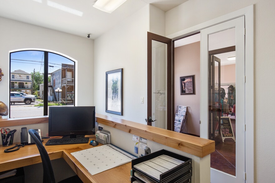 More Photos Of 14375 Liberty St, Montgomery Coworking Space