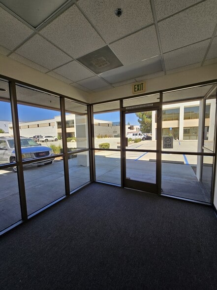 More Photos Of 620 S Magnolia Ave, Ontario Warehouse For Lease