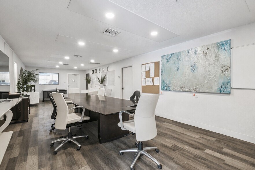 More Photos Of 6010 Wall St, Port Richey Warehouse For Sale