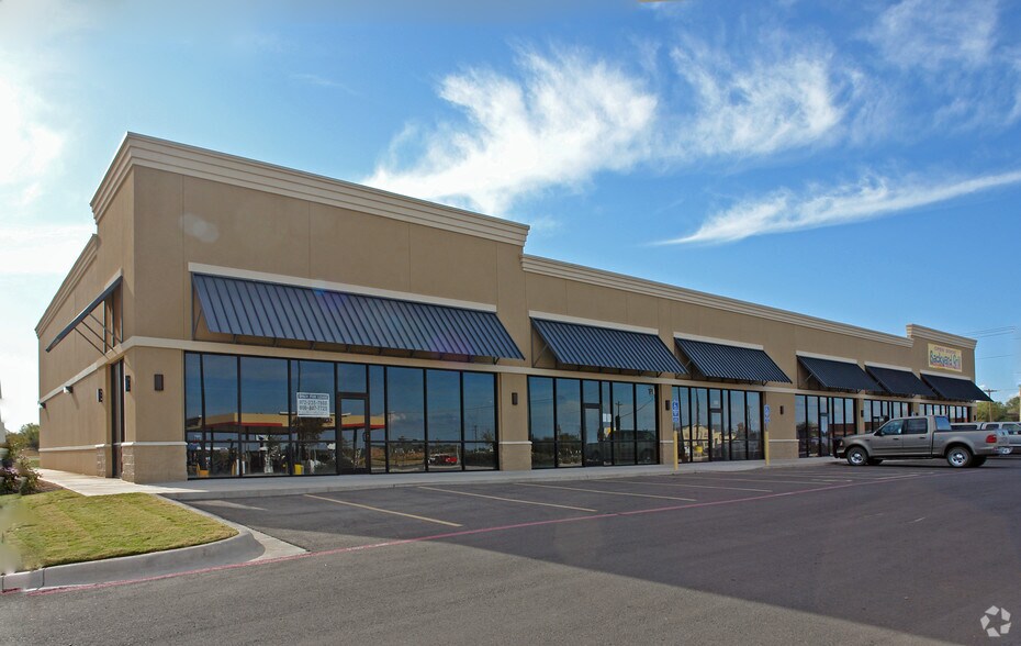 More Photos Of 5769 Sherwood Way, San Angelo Freestanding For Lease