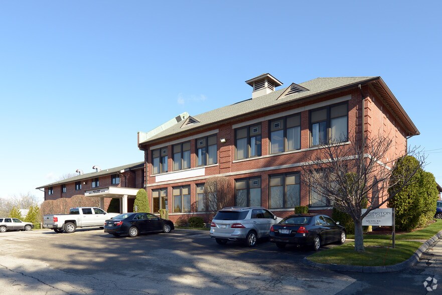 Primary Photo Of 310 Maple Ave, Barrington Medical For Lease
