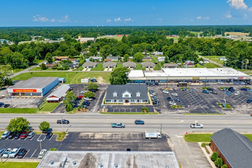 More Photos Of 22193 Highway 59 S, Robertsdale Office For Lease