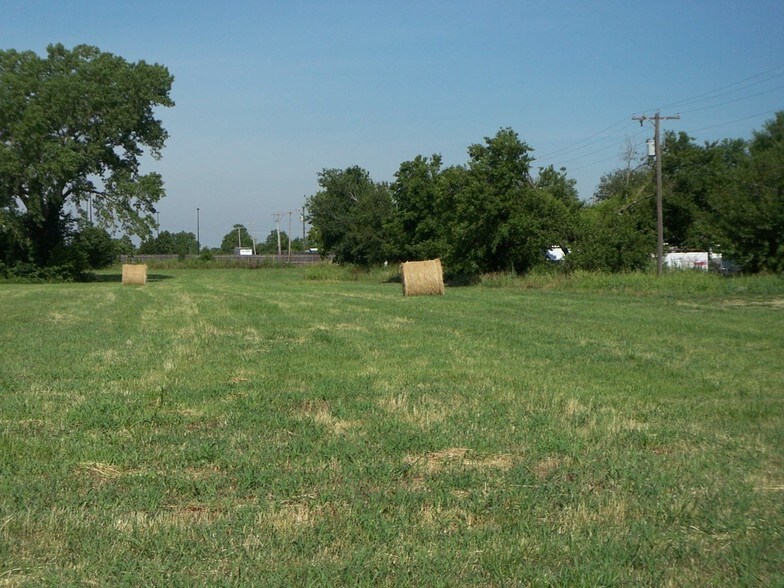 More Photos Of 3206 N 14th St, Ponca City Land For Sale