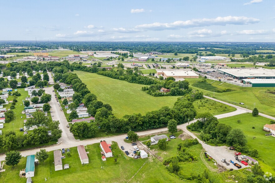 More Photos Of 24920 Oak Grove Ln, Sedalia Land For Sale