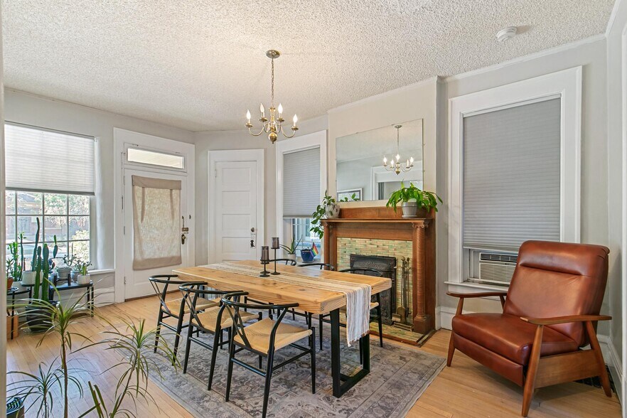 More Photos Of 1138 N Clarkson St, Denver Apartments For Sale