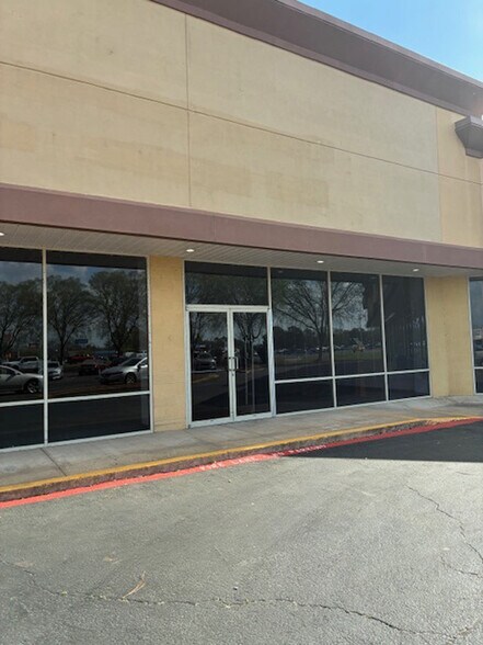 More Photos Of 925 Keyser Ave, Natchitoches Unknown For Lease
