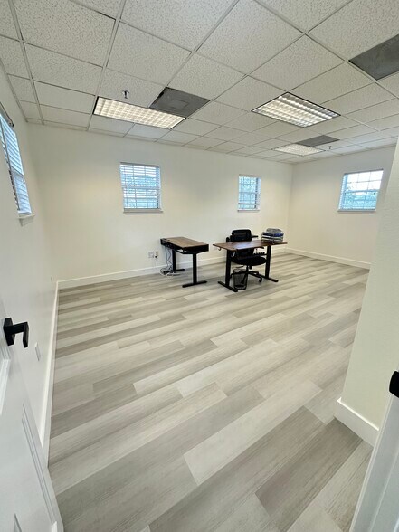 More Photos Of 1661 Sandspur Rd, Maitland Office For Lease