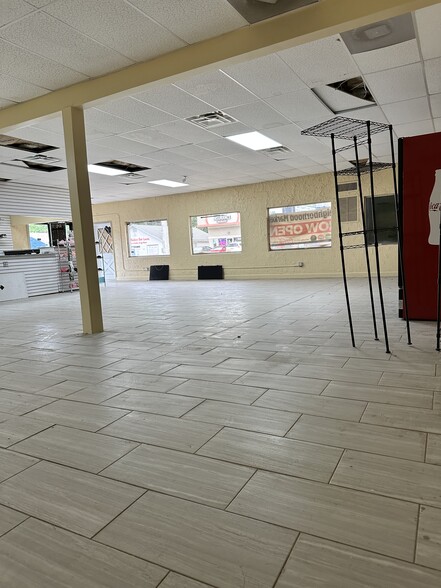 More Photos Of 1636 Atlanta Hwy, Gainesville Restaurant For Lease