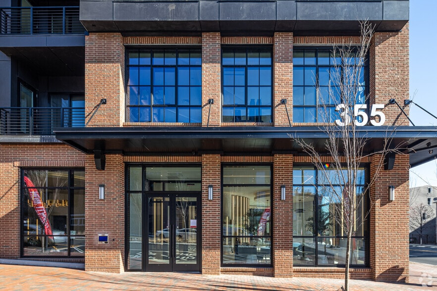 More Photos Of 349-377 Broad St, Newark Apartments For Lease