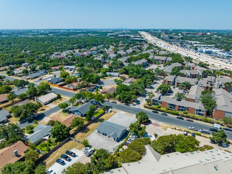 More Photos Of 5206 Wind River Rd, Austin Office For Sale