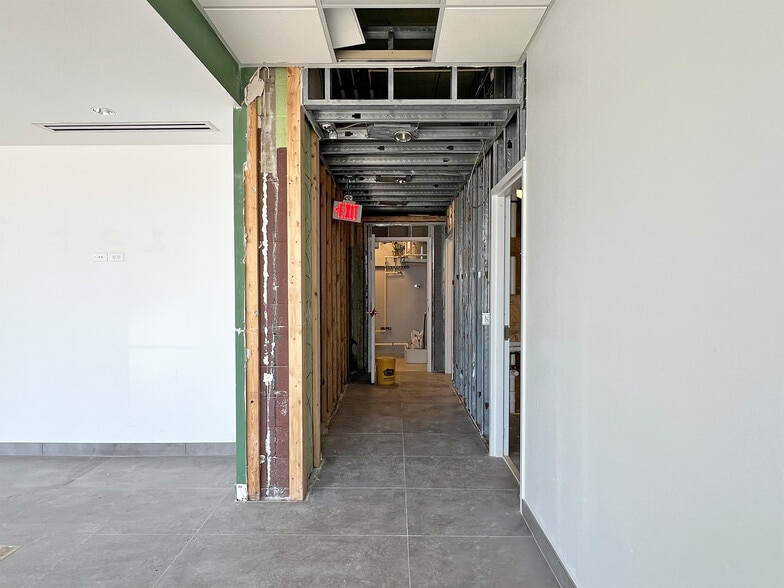 More Photos Of 2178 W 38th St, Erie Storefront Retail Office For Sale