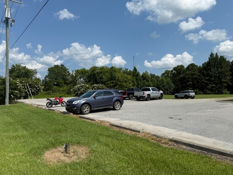 More Photos Of 1985 W Main St, Williamston Warehouse For Sale