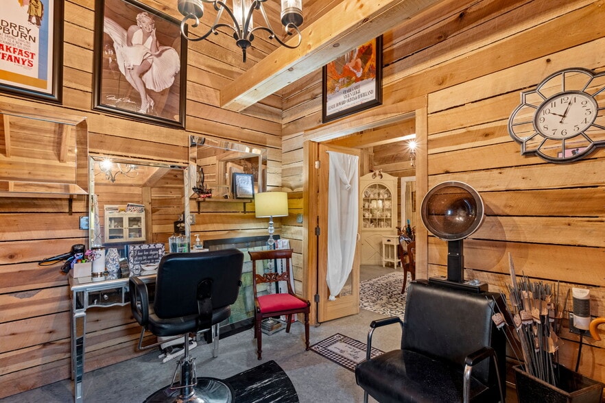 More Photos Of 6863 E Highway 80, Russell Springs Lodge Meeting Hall For Sale