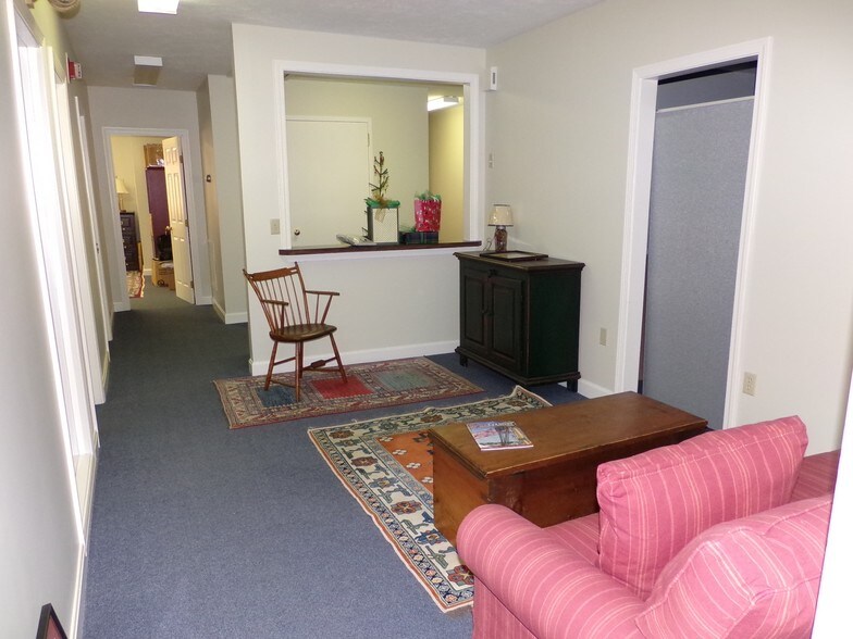 More Photos Of 401 Gilford Ave, Gilford Medical For Sale