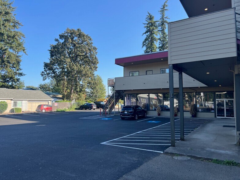 More Photos Of 2632 E St, Washougal Loft Creative Space For Sale