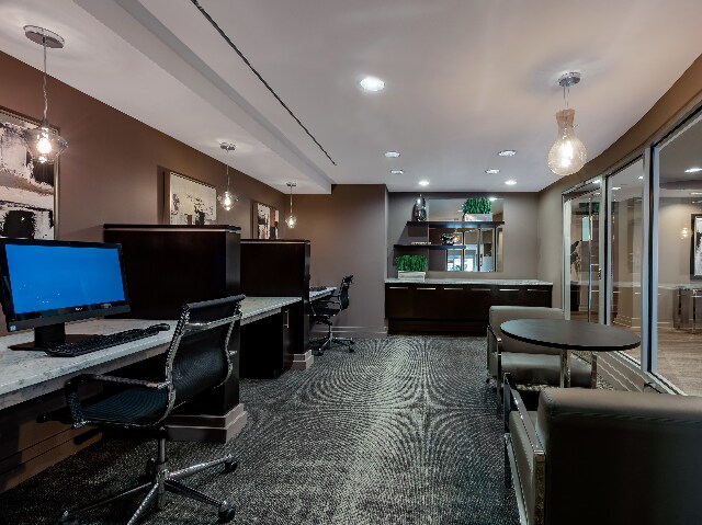 More Photos Of 8210 Crestwood Heights Dr, McLean Apartments For Lease