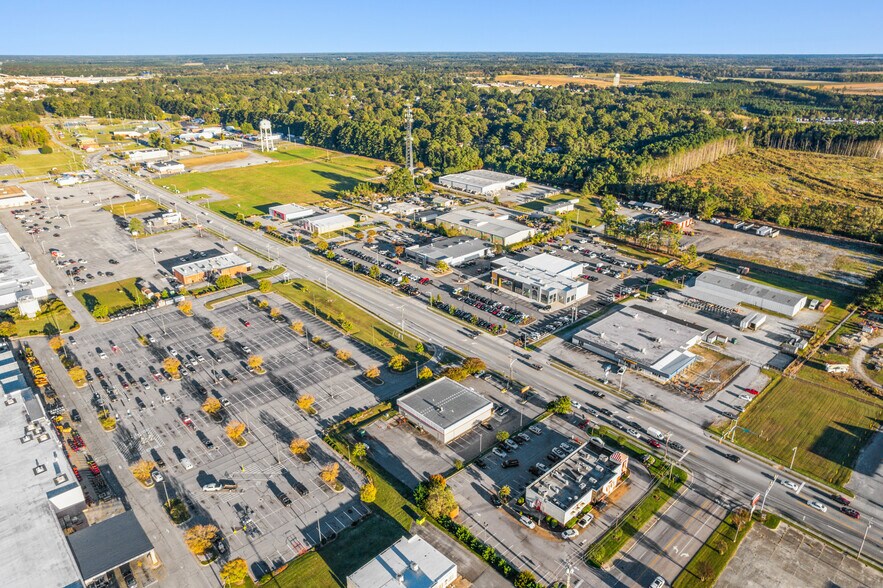 More Photos Of 1280 Armory Dr, Franklin Freestanding For Sale