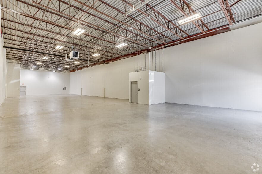 More Photos Of 7401-7403 Lockport Pl, Lorton Unknown For Lease