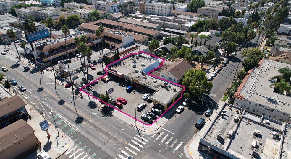 Primary Photo Of 5140 Hollywood Blvd, Los Angeles General Retail For Sale