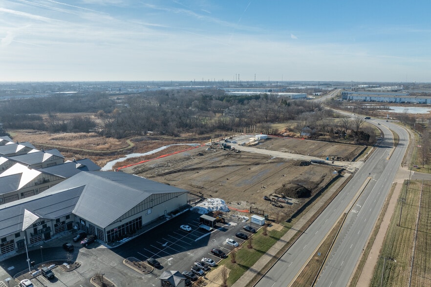 More Photos Of 2112 Ferry Rd, Naperville Warehouse For Sale