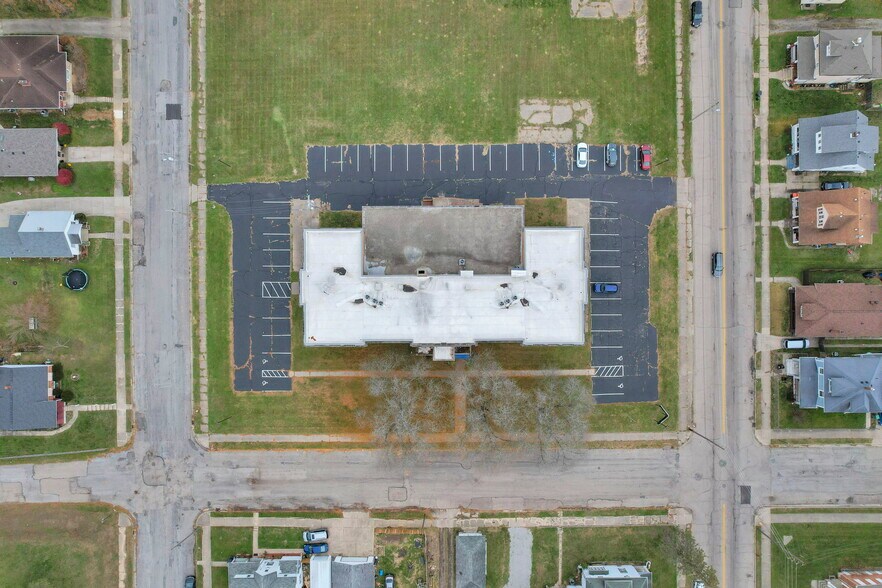 More Photos Of 300 E Auburn Ave, Springfield Office For Sale