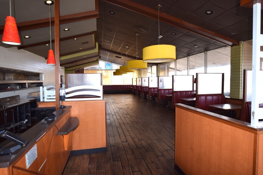 More Photos Of 3701 W Wall St, Midland General Retail For Sale