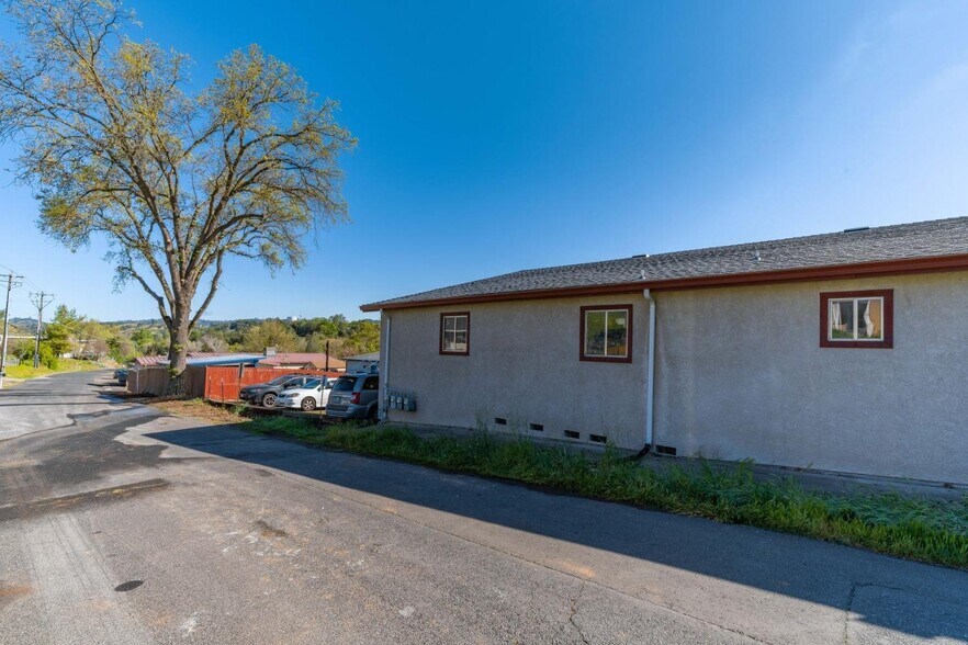 More Photos Of 612 E Saint Charles St, San Andreas Medical For Sale