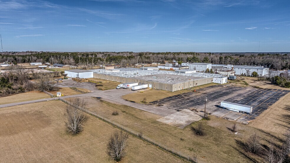 More Photos Of 14 Pine House Rd, Trenton Warehouse For Sale