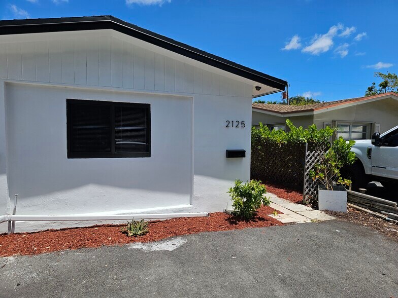 More Photos Of 2121 NE 51st Ct, Fort Lauderdale Apartments For Sale