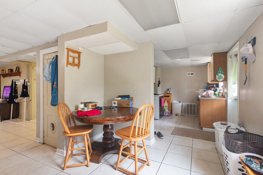 More Photos Of 3279 Emmett Rd, Emmett Multifamily For Sale