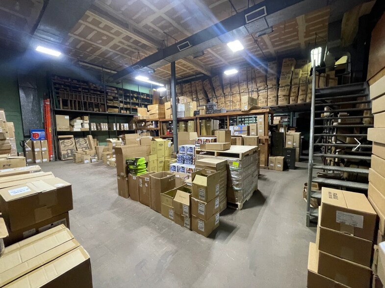 More Photos Of 765 Fulton St, Farmingdale Warehouse For Sale