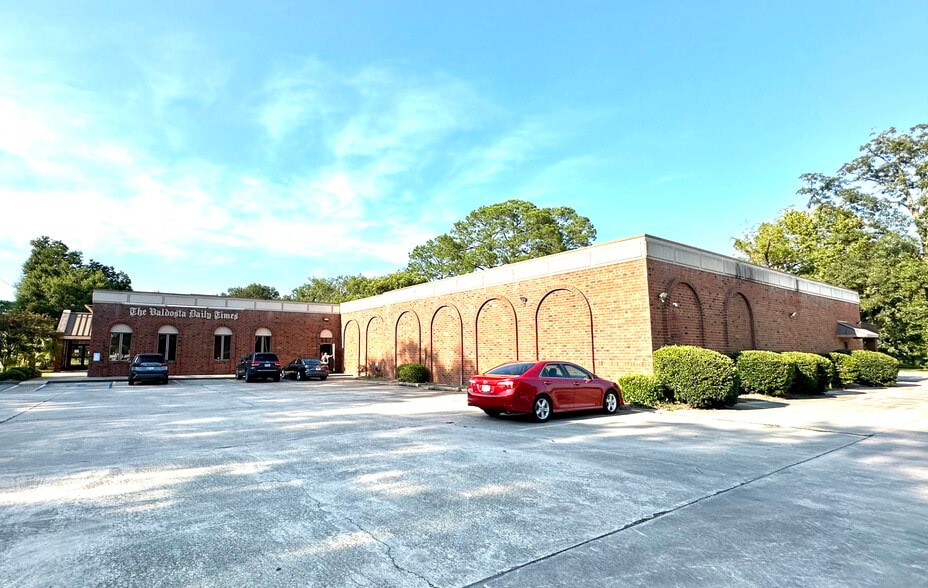 More Photos Of 201 N Troup St, Valdosta Office For Sale