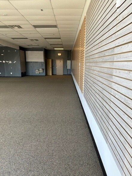 More Photos Of 600 E Main St, Cartersville Unknown For Lease