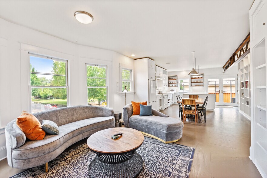 More Photos Of 1452 NE 28th Ave, Portland Storefront Retail Residential For Sale