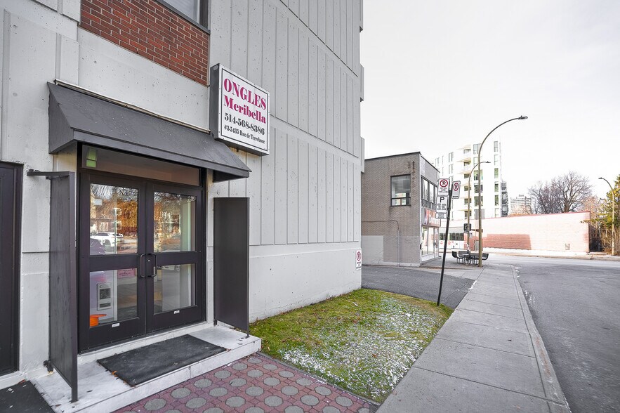 More Photos Of 5425-5455 Rue De Terrebonne, Montréal Apartments For Lease