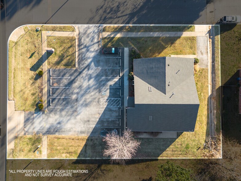 More Photos Of 1412 Se 14th St, Bentonville Medical For Sale