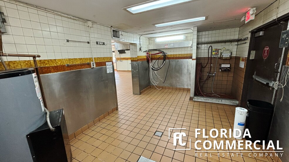 More Photos Of 4891 US Hwy 1, Fort Pierce Fast Food For Lease
