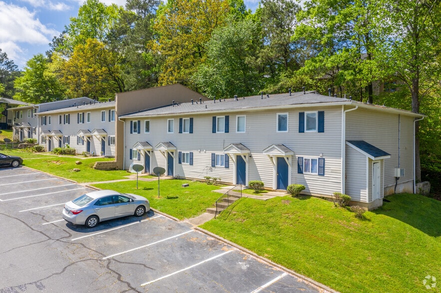 More Photos Of 3041 Landrum Dr SW, Atlanta Apartments For Sale