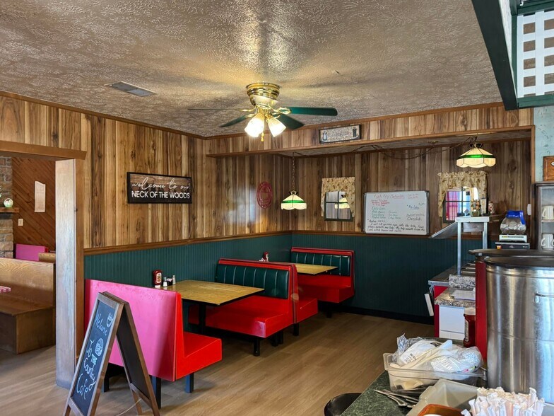 More Photos Of 4152 Hwy 76, Russell Springs Restaurant For Sale