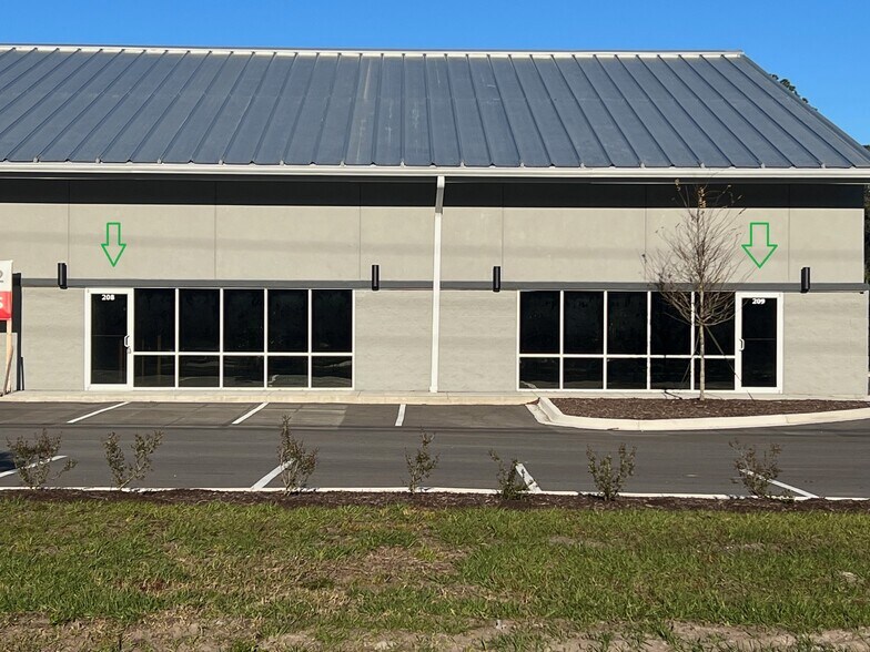 More Photos Of 400 Sterling Plaza Dr, Ponte Vedra Warehouse For Lease