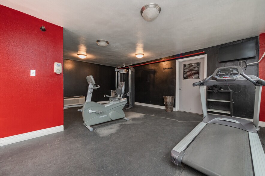 More Photos Of 2156 E Colorado Blvd, Pasadena Hotel For Sale