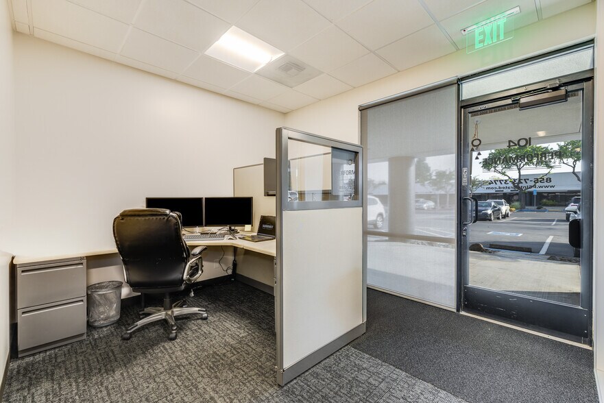 More Photos Of 780 Montague Expy, San Jose Showroom For Lease