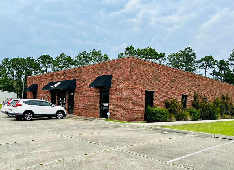 More Photos Of 12272 Intraplex Pky, Gulfport Office For Sale