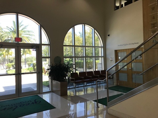 More Photos Of 5205 Greenwood Ave, West Palm Beach Medical For Lease